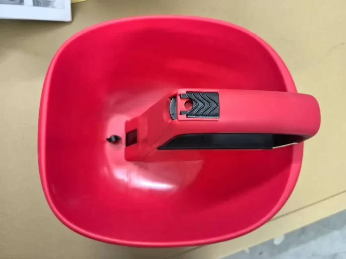 Elektrischer Streuwagen – Salzstreuer DIS-27E (2,7 L) für Streusalz, Sand, Dünger & Saatgut. Bis 1000 m² Abdeckung. Ideal für Winterdienst & Rasenpflege – kompakt, leicht, präzise dosierbar.