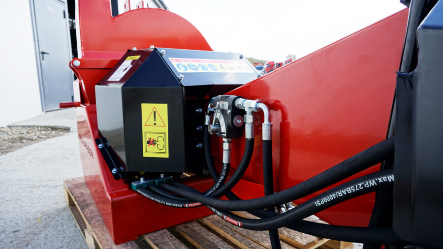 REMET RT-690R PTO – die optimale Wahl für professionelles und sicheres Häckseln mit Traktorunterstützung!