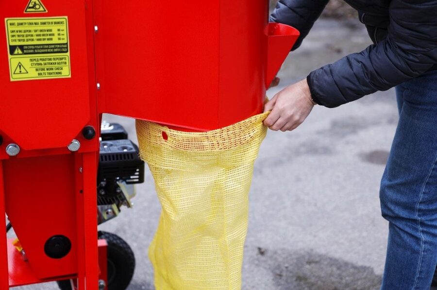 Häcksler AM-80 BD ARPAL | Äste bis 80 mm