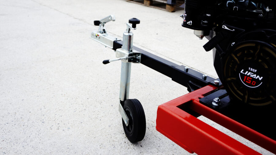 REMET RTS-630 Benzin-Holzhäcksler, 15 PS, Schneidscheibe 620 mm, Äste bis 100 mm, 360° drehbarer Auswurf, Keilriemenantrieb, Anhängerkupplung, ideal für Brennstoff und Mulch.