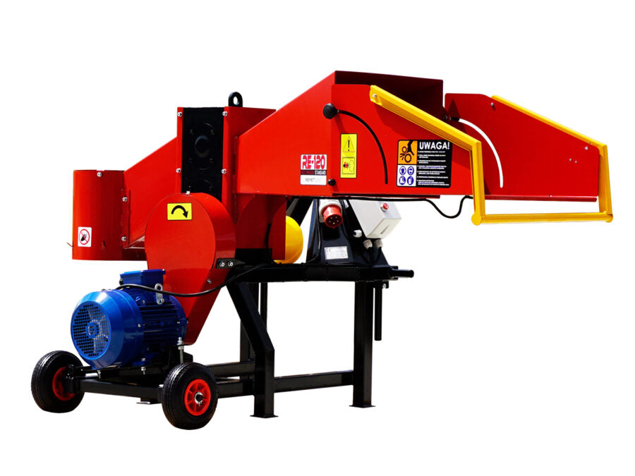 äcksler REMET RE-120 mit 7,5 kW Elektromotor und PTO-Antrieb, max. 100 mm Astdurchmesser, 6 oder 8 HARDOX 500 Messer, verstärkte Schneidmechanik, Produktivität bis 10 m³/h.