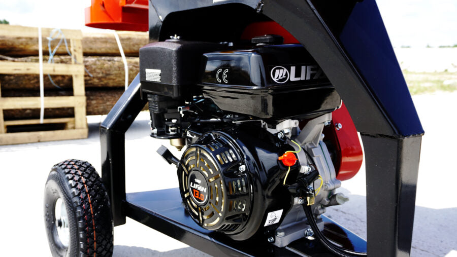 Häcksler REMET RS120 | 15 PS Benzinmotor + PTO-Antrieb