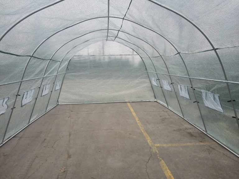 Foliengewächshaus 8 * 3 * 2,5m, Polyethylen 240 g/m², UV-beständig, Rohr 26 * 1,2 mm