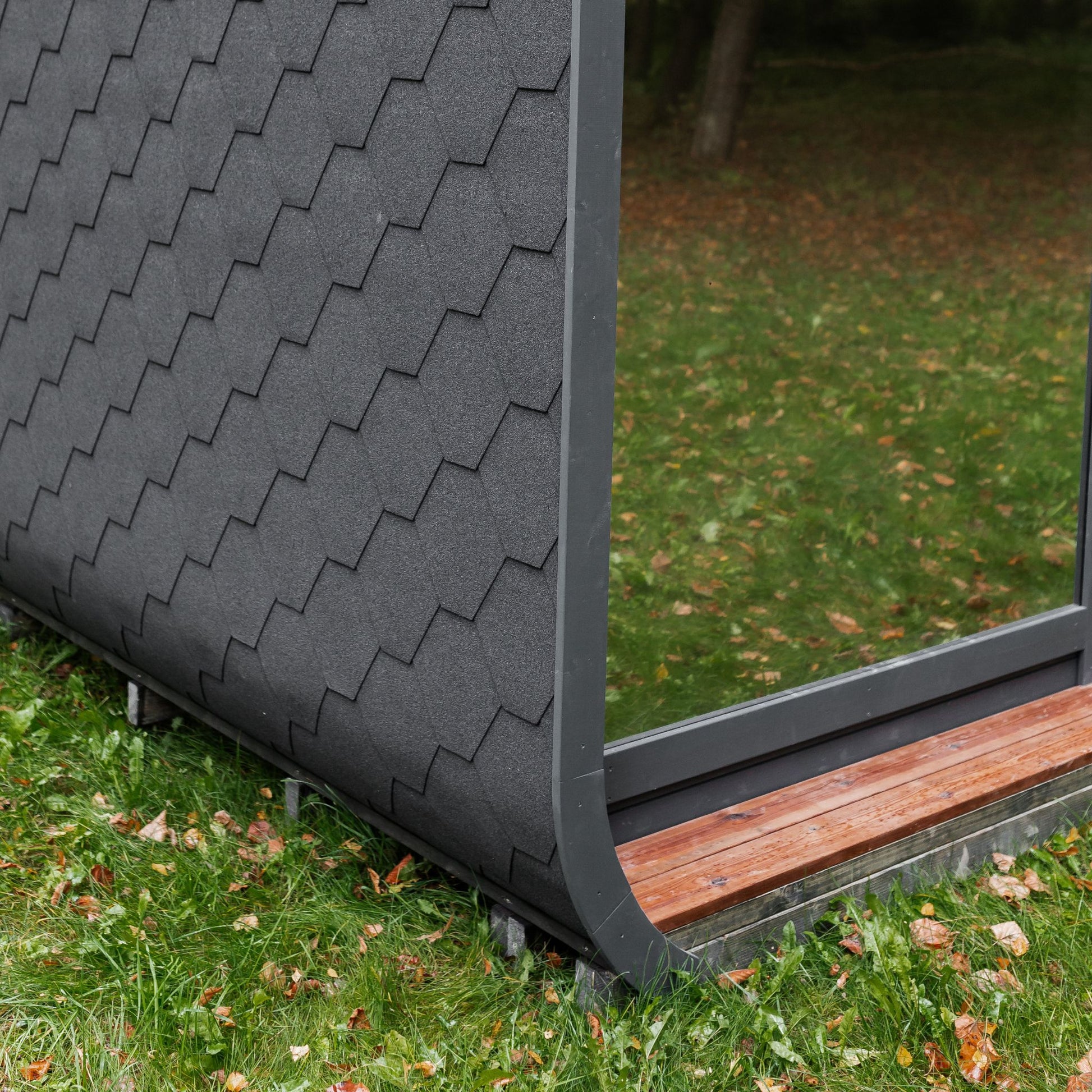 Komplett ausgestattete Premium-LUX-MINI-Sauna 245×300 – aus Fichtenholz, mit Holzofen – sofort einsatzbereit