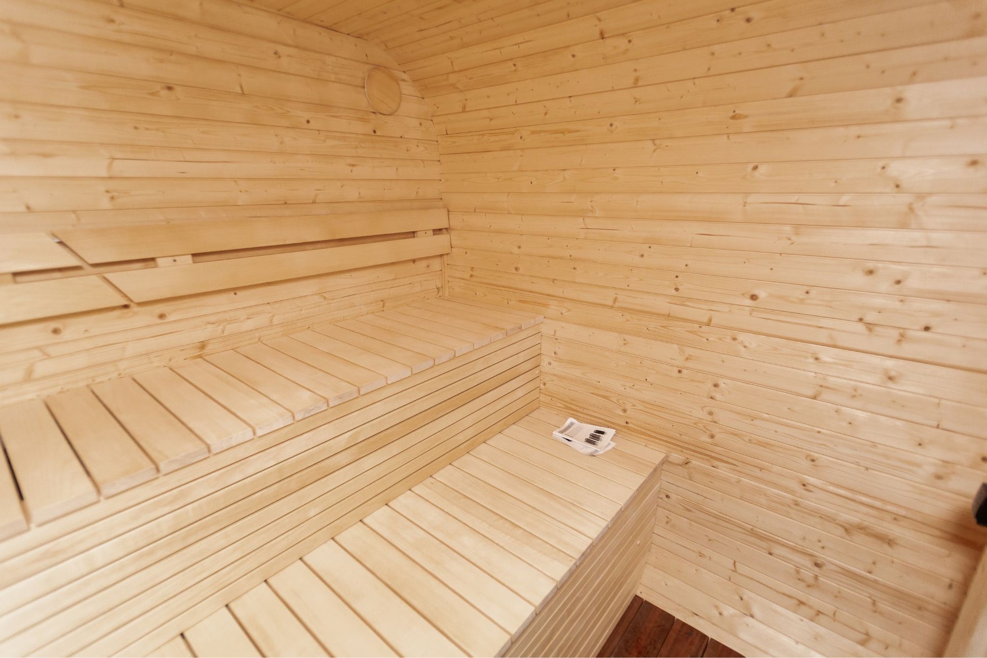Komplett ausgestattete Premium-LUX-MINI-Sauna 245×300 – aus Fichtenholz, mit Holzofen – sofort einsatzbereit