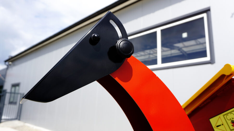 häcksler REMET RT-630 PTO | Äste bis 130 mm 