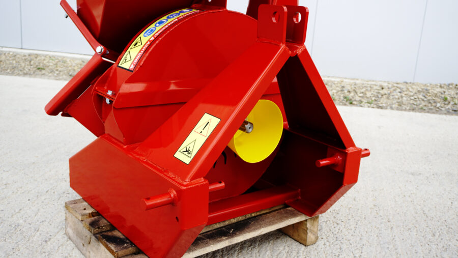 häcksler REMET RT-630 PTO | Äste bis 130 mm 